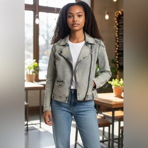 American Rag Denim Moto Jean Jacket L Women Zip‎ Y2K Light Wash Biker Casual